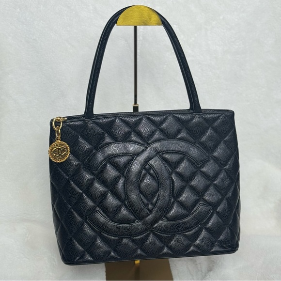 CHANEL Handbags - CHANEL CC Black Medallion Caviar Leather Tote
